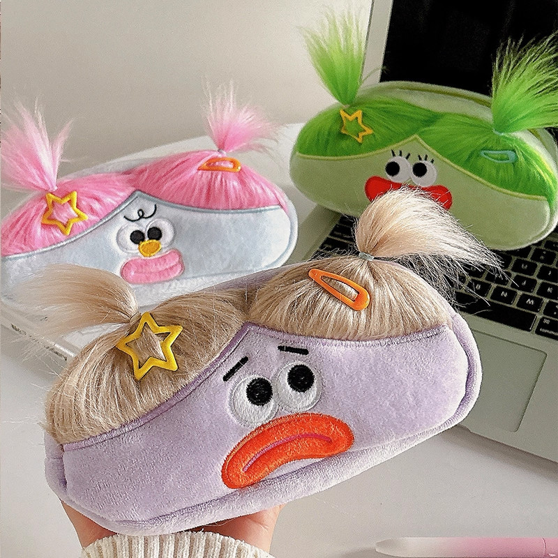 丑萌高颜值大容量毛绒笔袋