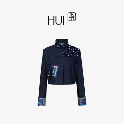 HUI卉刘雨昕同款非遗长角苗纹样苗绣铆钉珍珠亮片新中式牛仔外套