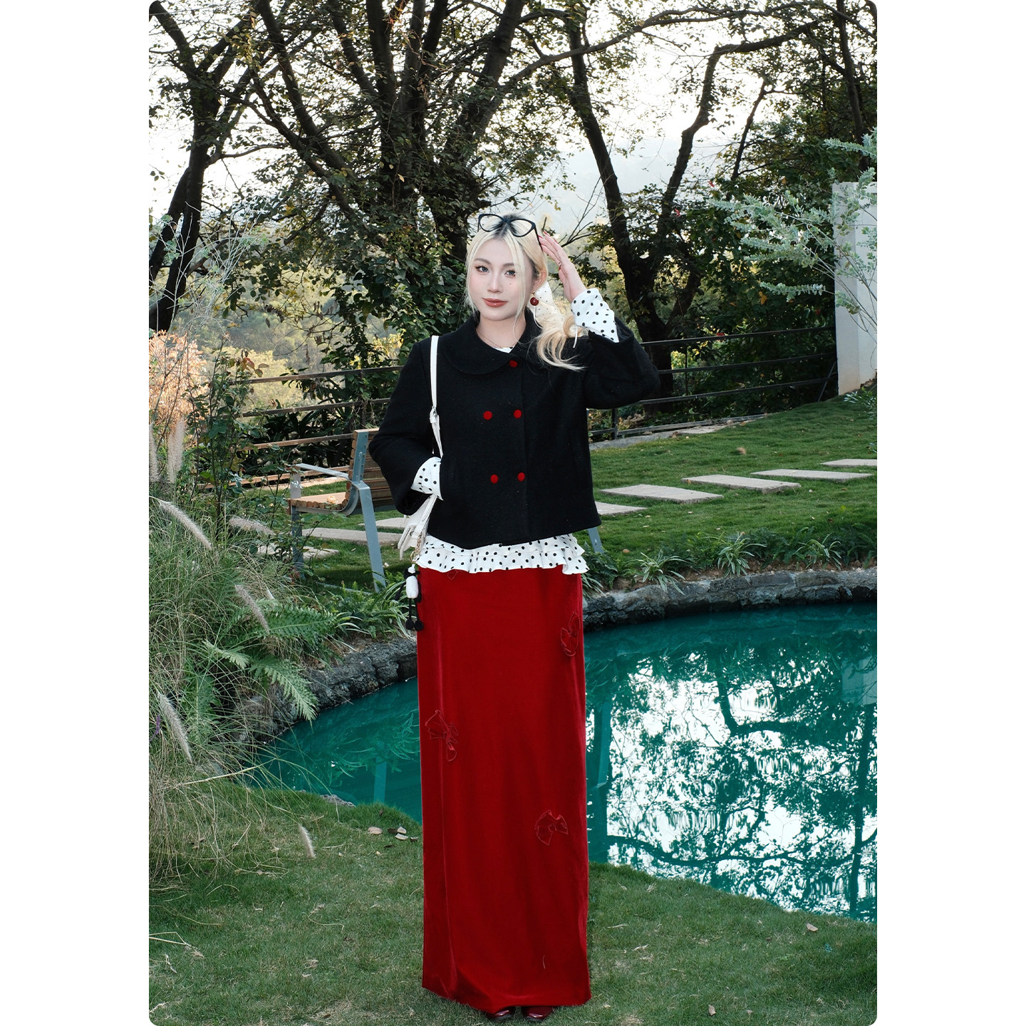 糯米子[复古少女半裙]丝绒立体花朵半身裙女秋冬法式优雅长裙