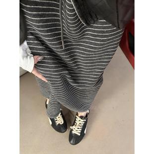 深圳南油轻奢高端货~秋冬加厚H版型休闲条纹撞色糯糯百搭半身裙女