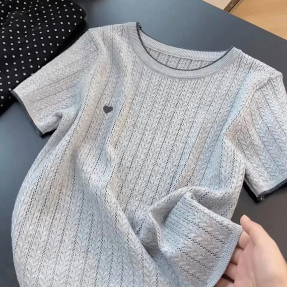 韩系灰色爱心麻花正肩针织短袖高级感超好看独特漂亮上衣2025夏季