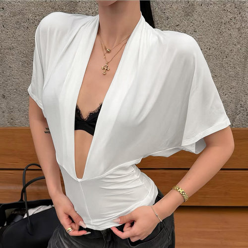 Slim fit off shoulder deep V-neck top 修身纯色落肩深V领上衣