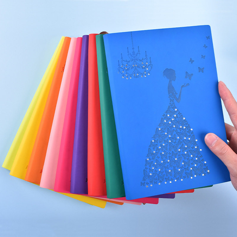 新款花季少女笔记本学生做笔记日记本简约高颜值记事本