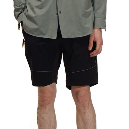 AND WANDER Trek Short Pants 3 户外休闲防水多口袋宽松短裤黑色
