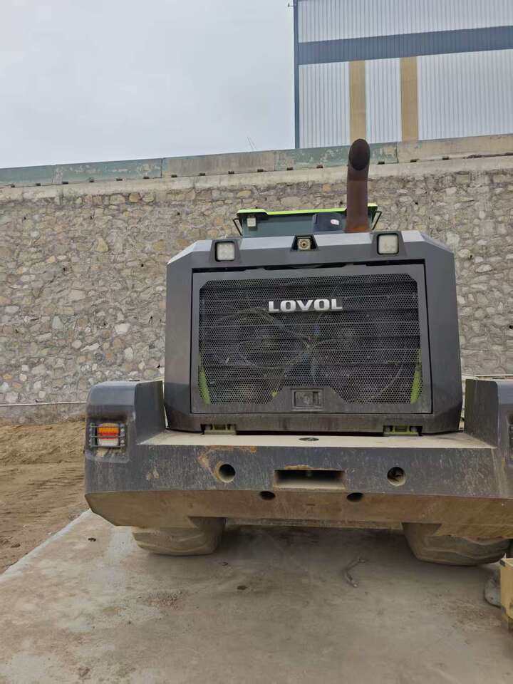 4月1日青岛雷沃装载机FL978K-H一台网络拍卖公告