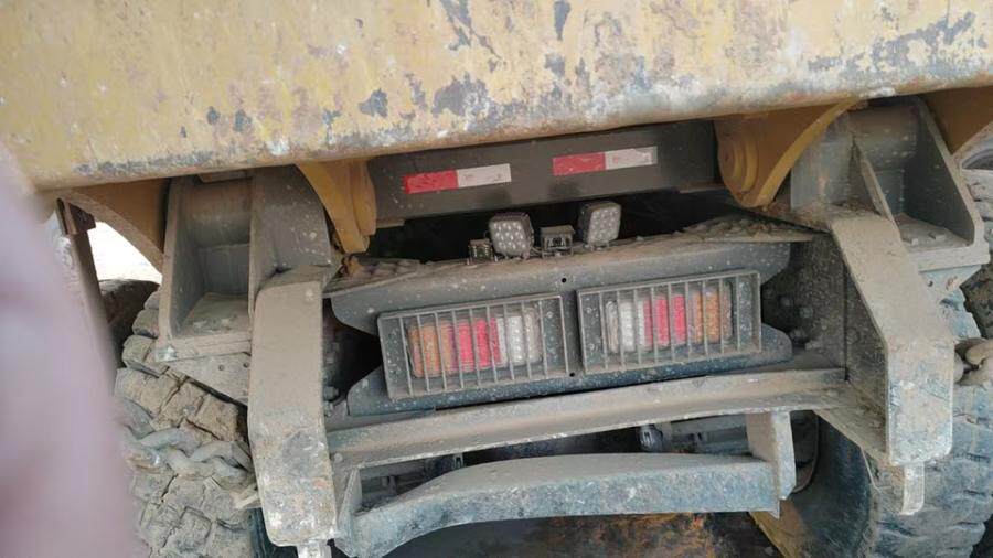 3月9日鄂尔多斯雷沃矿卡LT130SHEV一台网络拍卖公告