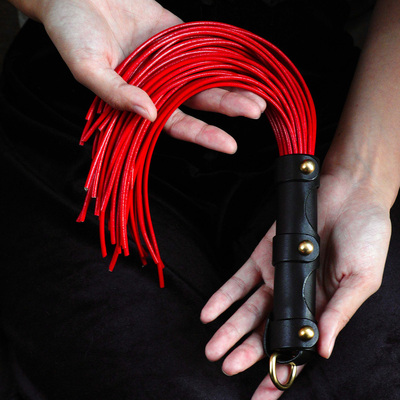 梧桐studio皮鞭包边安全趣味用品