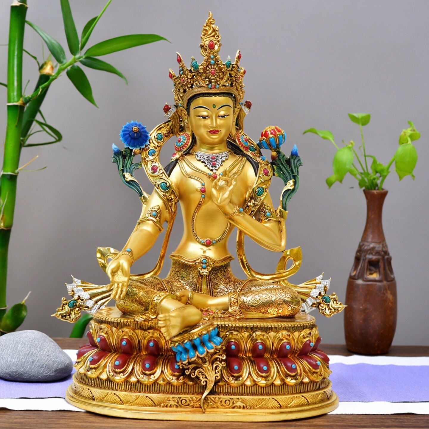 尼泊尔工艺精工铜制半彩绘绿度母佛像纯铜手工錾刻供奉菩萨像摆件