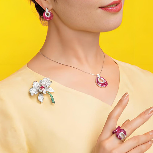 PT950铂金红宝石钻石赞比亚产祖母绿胸针高贵套装戒指吊坠耳饰