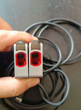 (议价）基恩士传感器LR-ZB100P95新，，图。