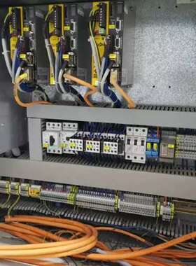 (议价）FD2A02TB-RN23，葆德驱动，带配套电机，就拆。