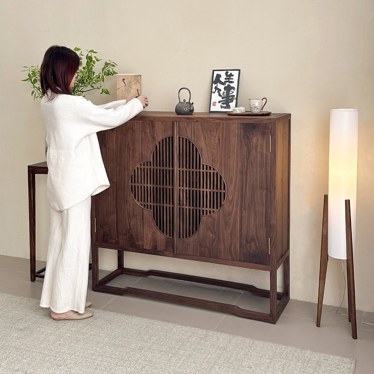 新中式餐边柜玄关柜禅意黑胡桃木家具原木实木书柜门厅柜鞋柜斗柜