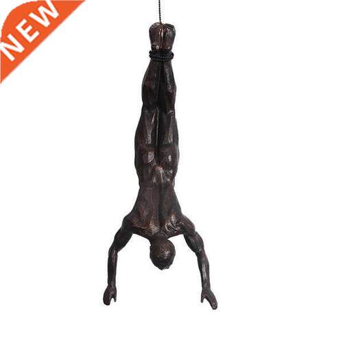 Handmade Global Climbing Man Resin Iron Wire Wall Hanging