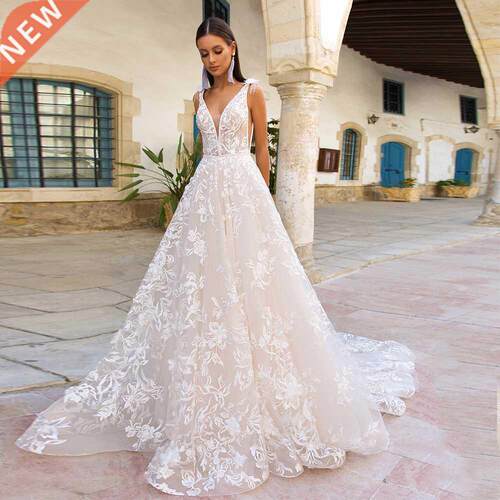 Gorgeous A-line Tulle Appliques Lace Wedding Dress for Bride