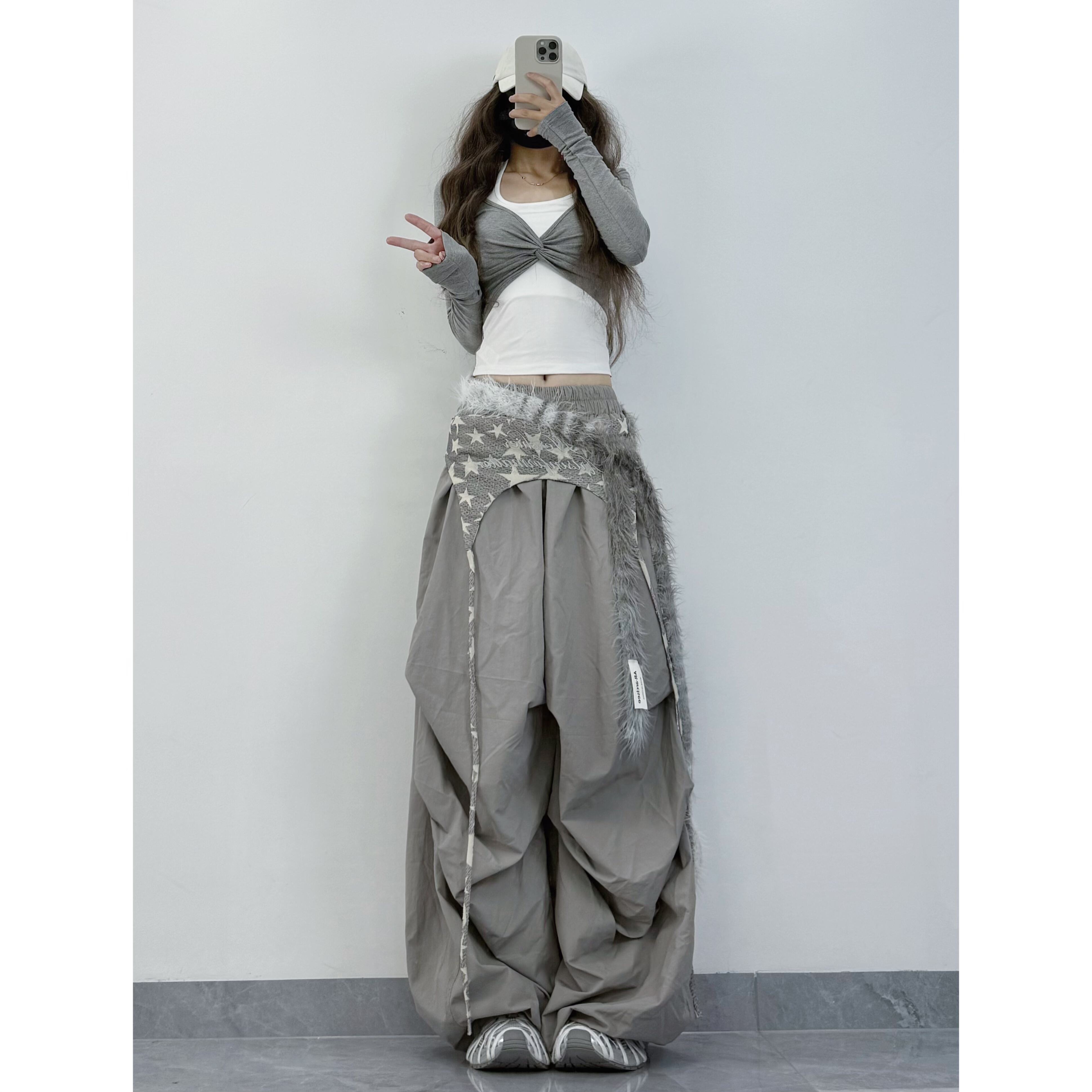 XXBUNI 辣妹跳舞短款上衣女紧身撞色假两件设计感拼色休闲挂脖T恤