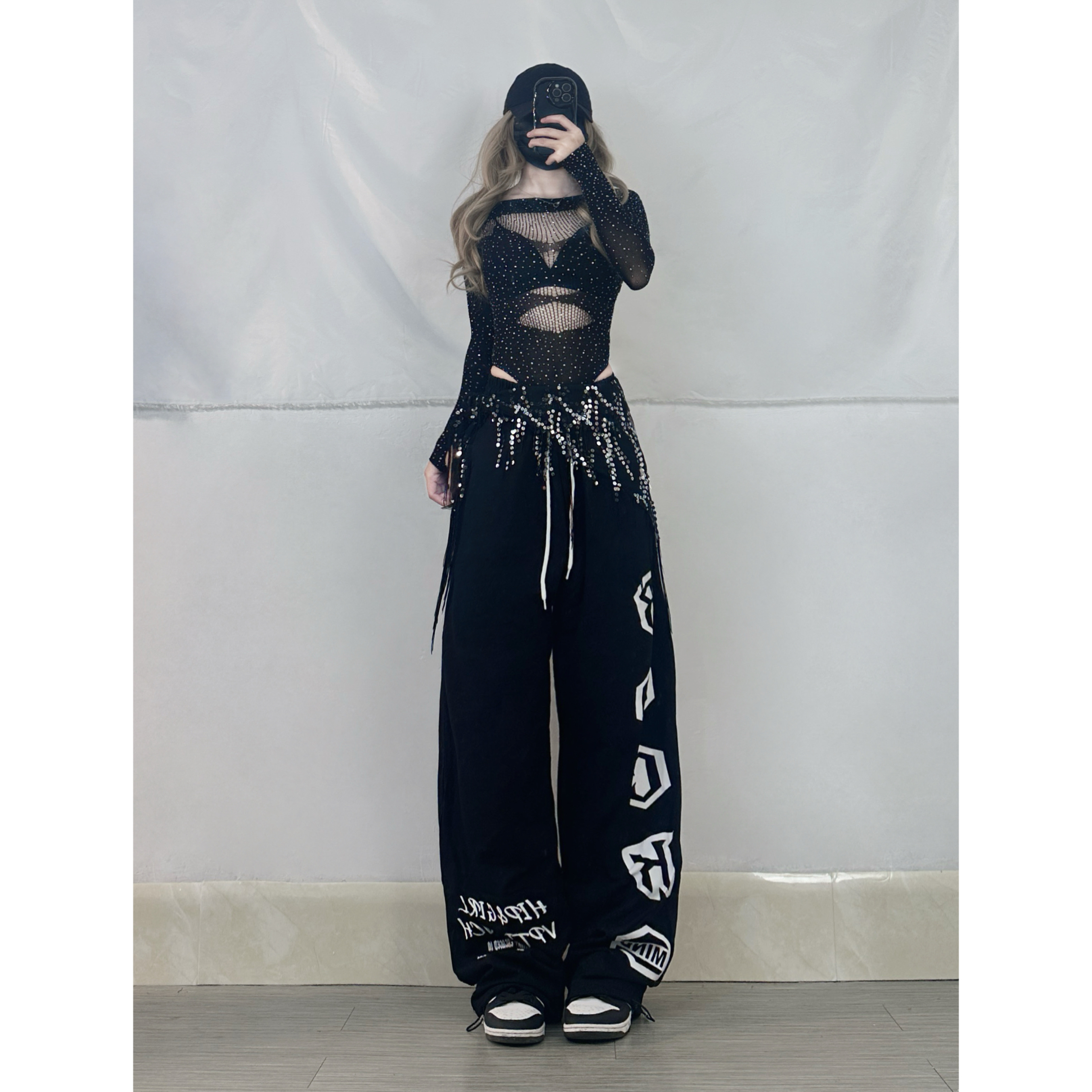 XXBUNI jazz辣妹跳舞套装女连体烫钻爵士上衣女印花字母薄款卫裤