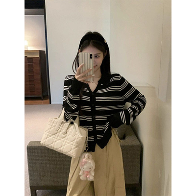 复古条纹翻领长袖修身针织开衫