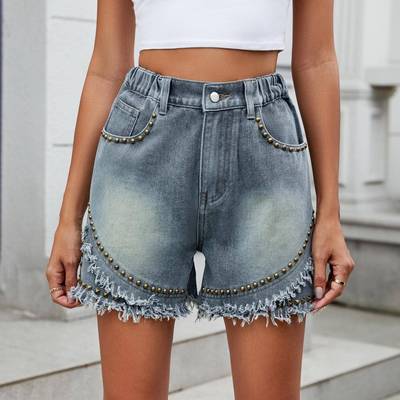 Washed casual denim rivet raw edge shorts
