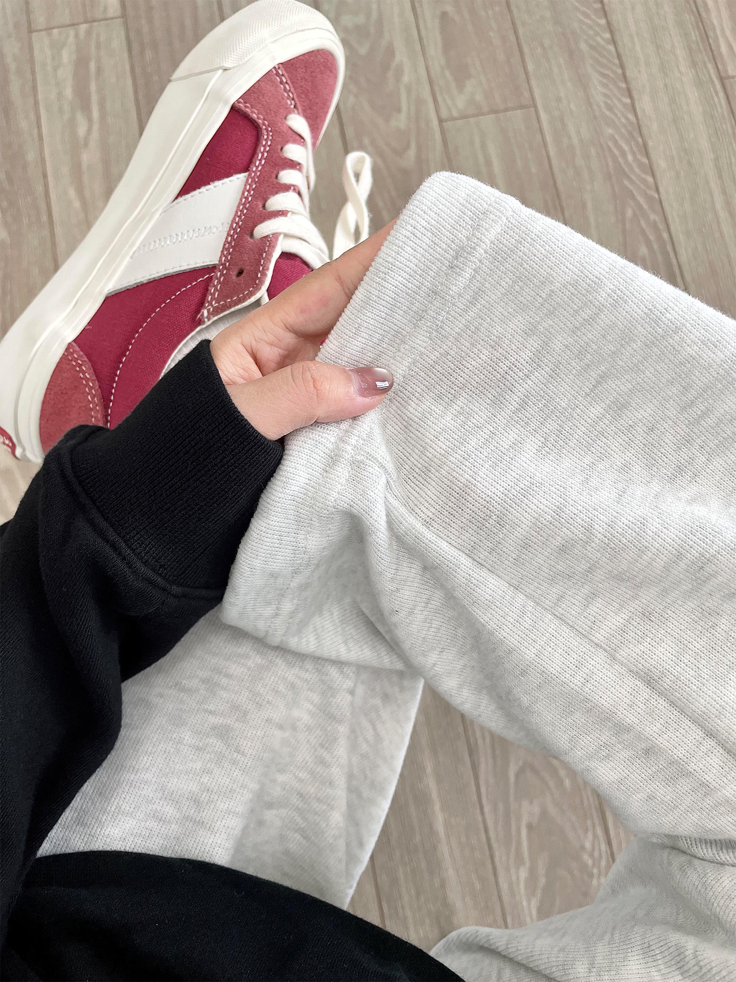 Gray and White Sports Wide-Leg Sweatpants for Women, New Autumn Style, Plus-Size High-Waisted Loose Straight-Leg Jogger Casual Pants