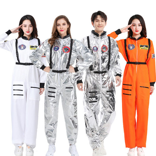 万圣节宇航员太空服飞行