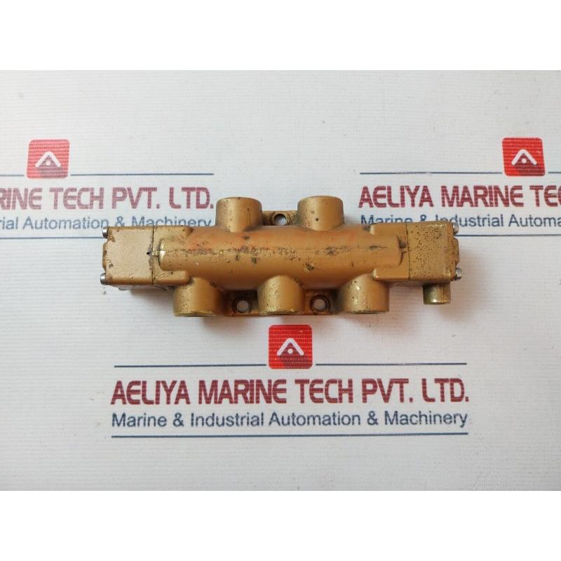 原装供应Versa 产品 VSP-4402 5路先导控制阀 600.32.09.07