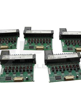 原装供应Lote De 5 Allen Bradley 1746-OB16/D Salida Módulo 1