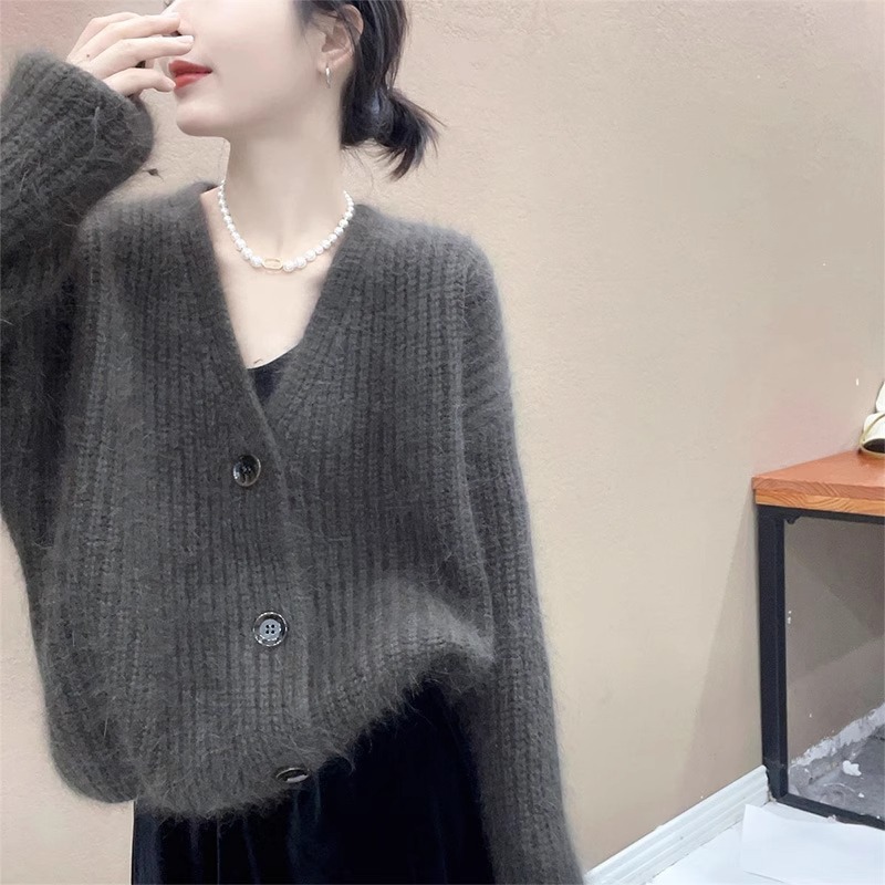 2024早春新款韩版慵懒风加厚长袖开衫休闲v领软糯针织毛衣女外穿