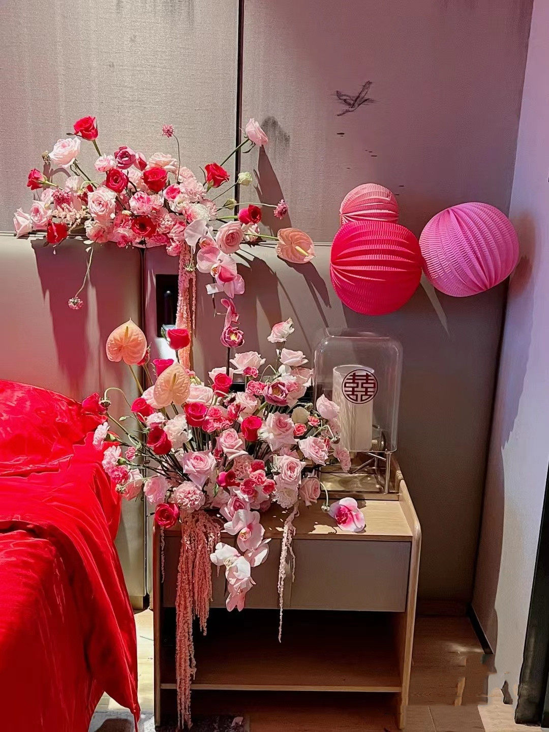 轻奢仿真花丛婚礼布置餐桌花结婚房间搭配床头花装饰假花艺术摆件