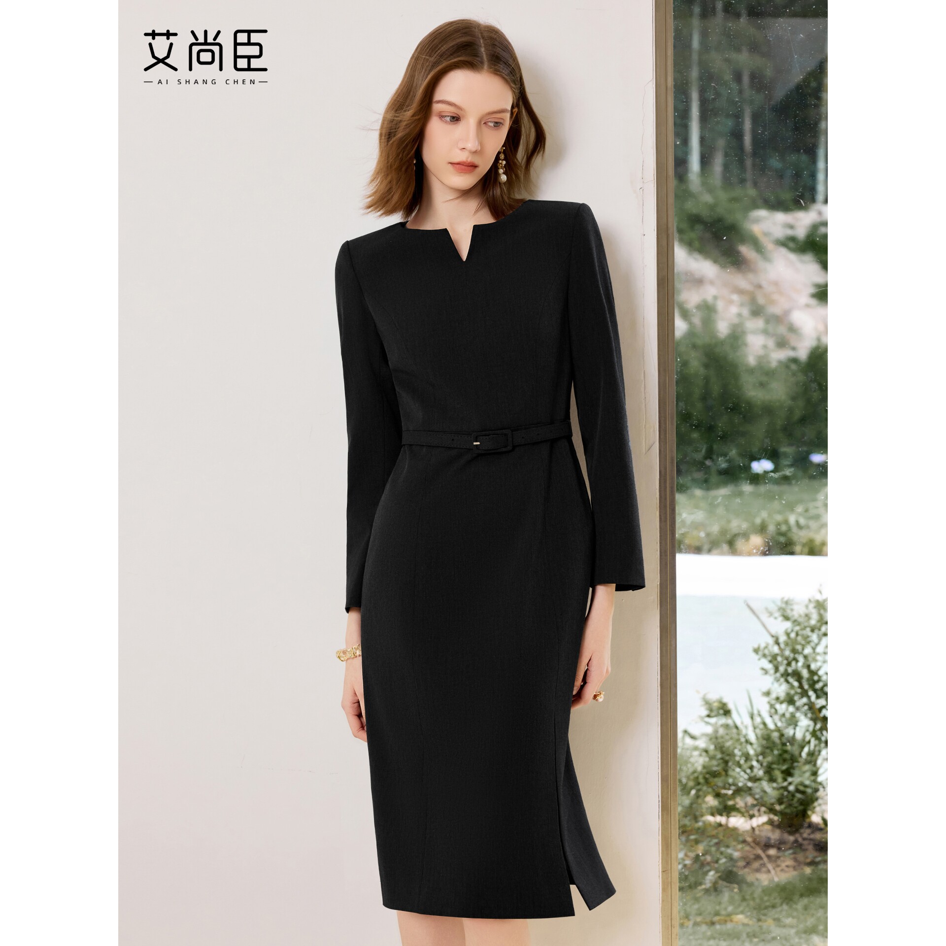 艾尚臣黑色西装连衣裙女气质高端小个子职业装主持人上镜装小黑裙