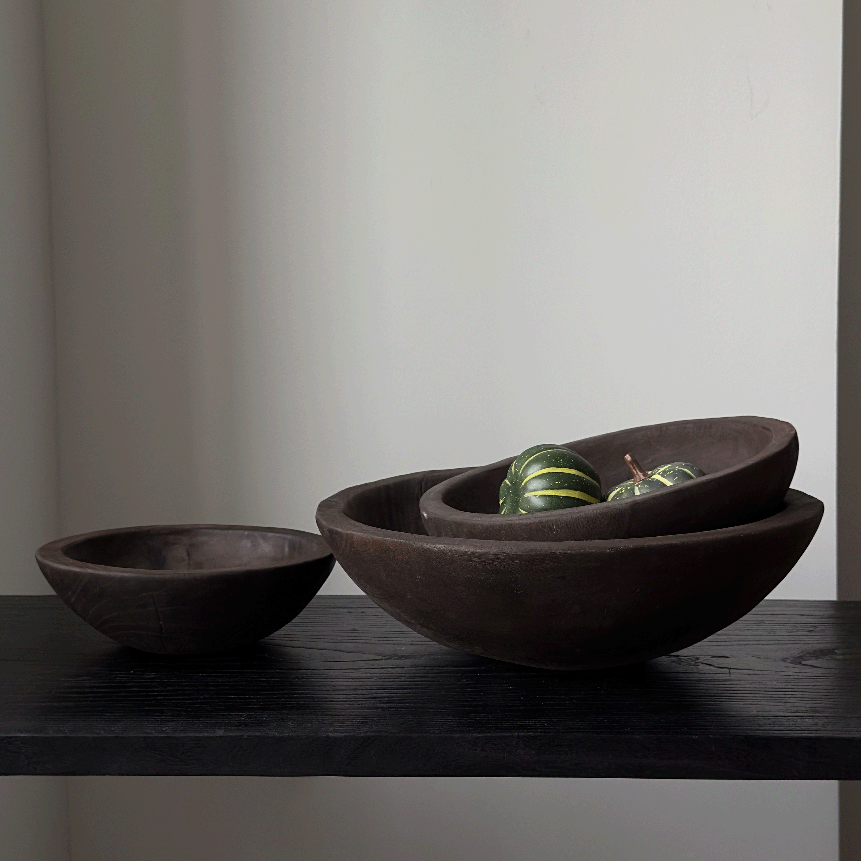 侘寂风佛手柑托盘高颜值木质托盘圆形果盘黑色木盆民宿酒店装饰