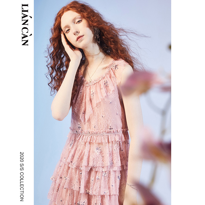 莲灿修身型波西米亚风无袖蕾丝