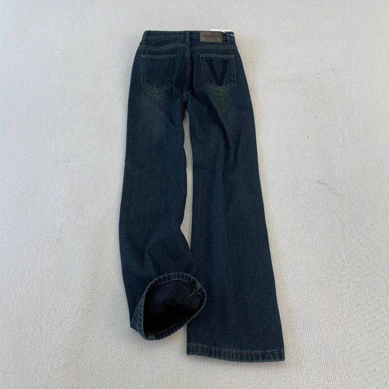 2025年冬季复古加绒加厚直筒牛仔裤女梨型身材显瘦百搭窄版阔腿裤