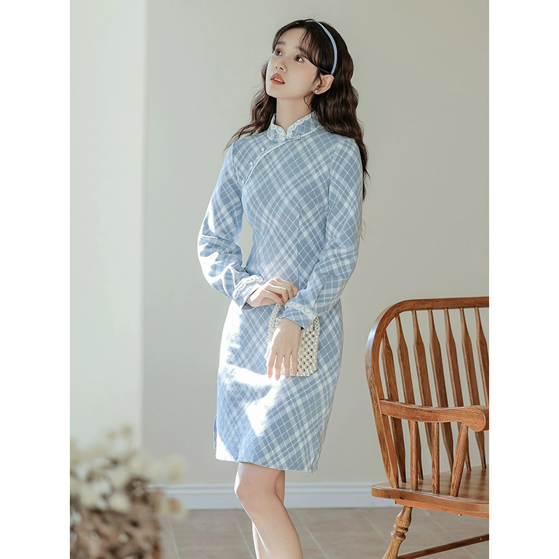 新中式国风复古少女蓝色格纹改良旗袍连衣裙女春季长袖低开衩显瘦