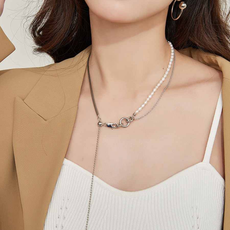 LOVEIXCC冷淡风设计感珍珠项链可调节时髦金属拼接高级感锁骨链
