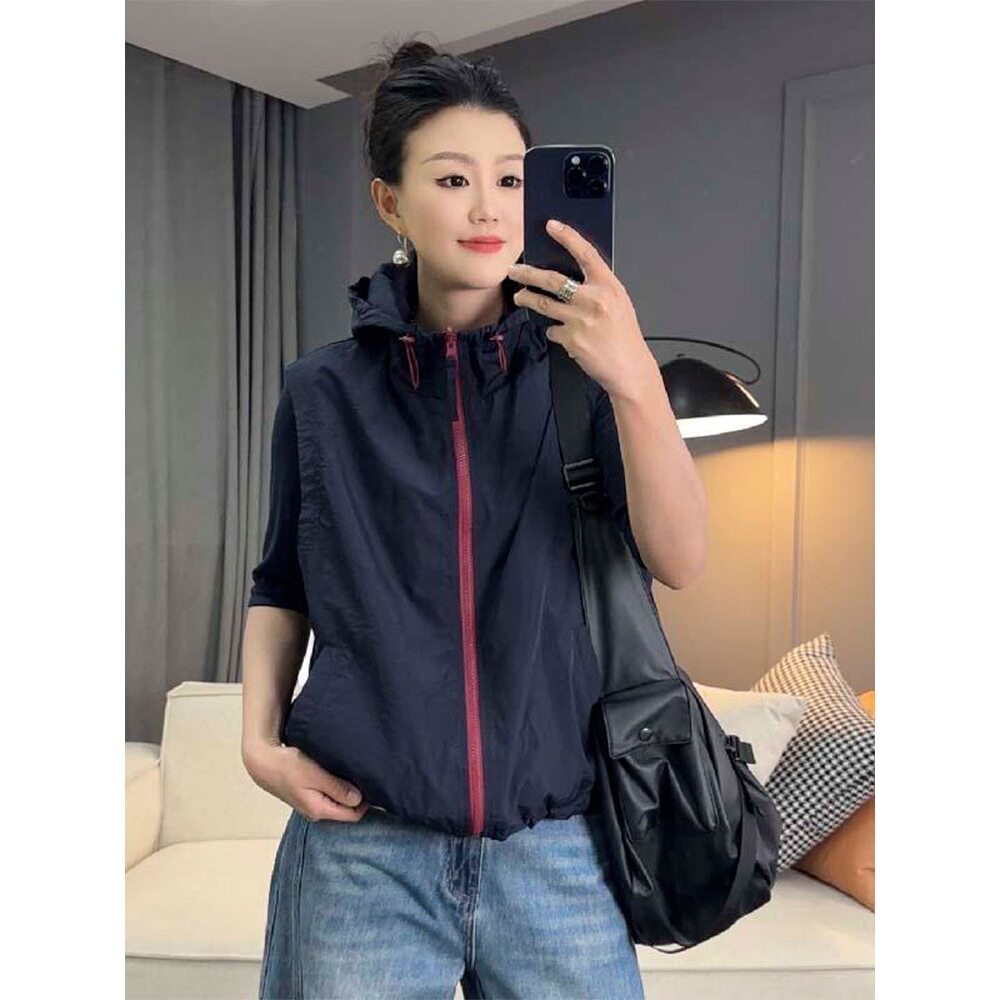 连帽叠穿冲锋衣两面穿马甲春夏新款坎肩防晒衣马夹无袖背心外套潮