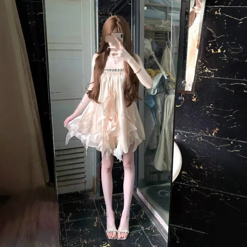 春夏新品连衣裙别致绝美仙女裙小个子生日小礼裙超好看流行款女装