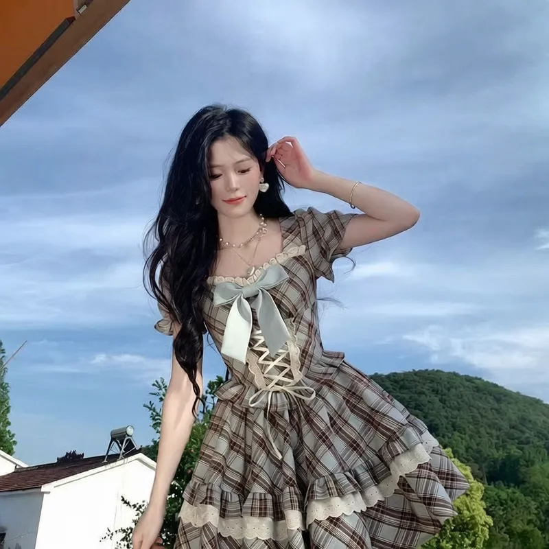 榛果拿铁 甜辣复古格纹蕾丝绑带收腰蓬蓬裙夏小众蝴蝶结短连衣裙