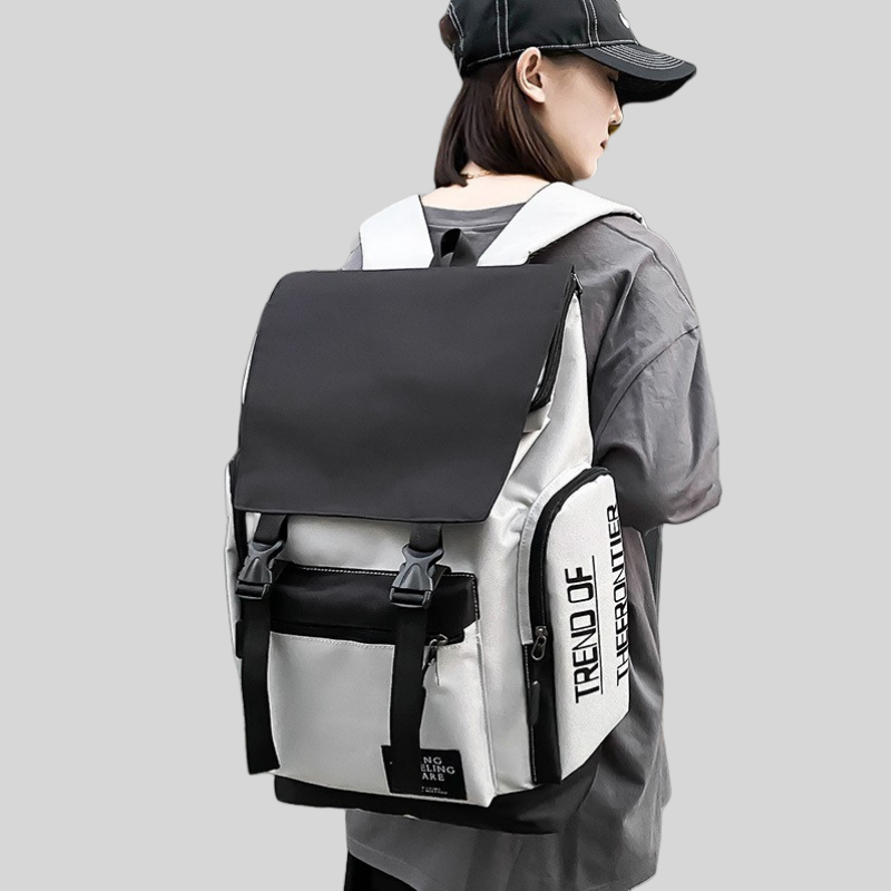 短途旅行包大容量女双肩包户外登山包潮牌电脑包男韩版简约风背包