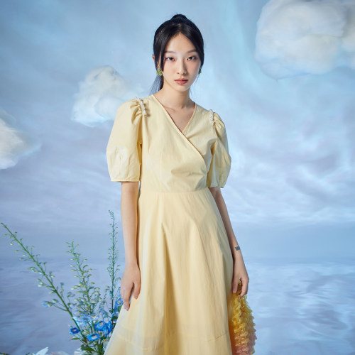 Lucidy/鲁思蒂V领连衣裙