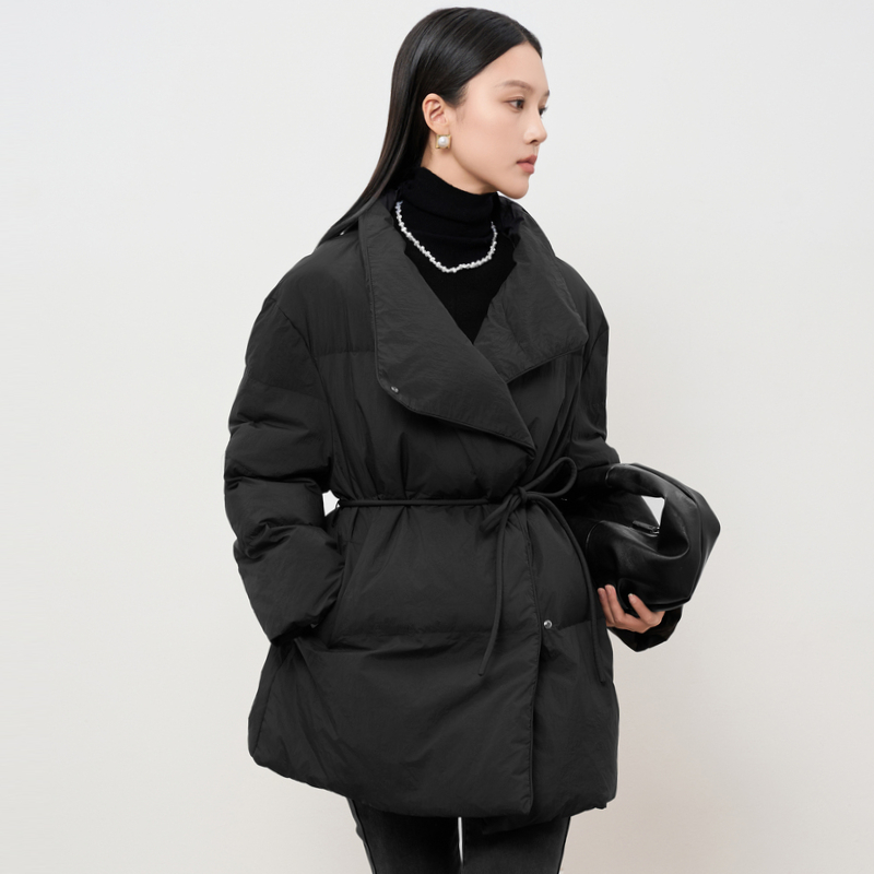 鲁思蒂轻便简雅时尚保暖羽绒服