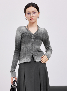 鲁思蒂渐变色长袖针织衫外套2024新款女春秋时尚休闲V领开衫上衣