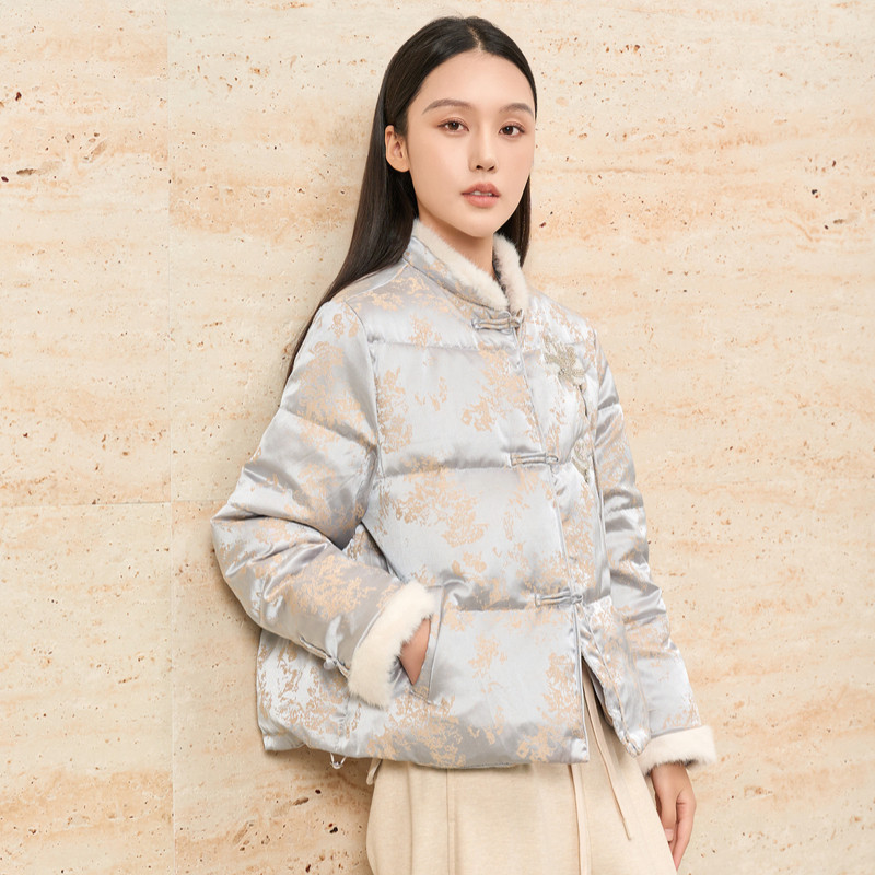 鲁思蒂新中式优雅贵气毛领棉服