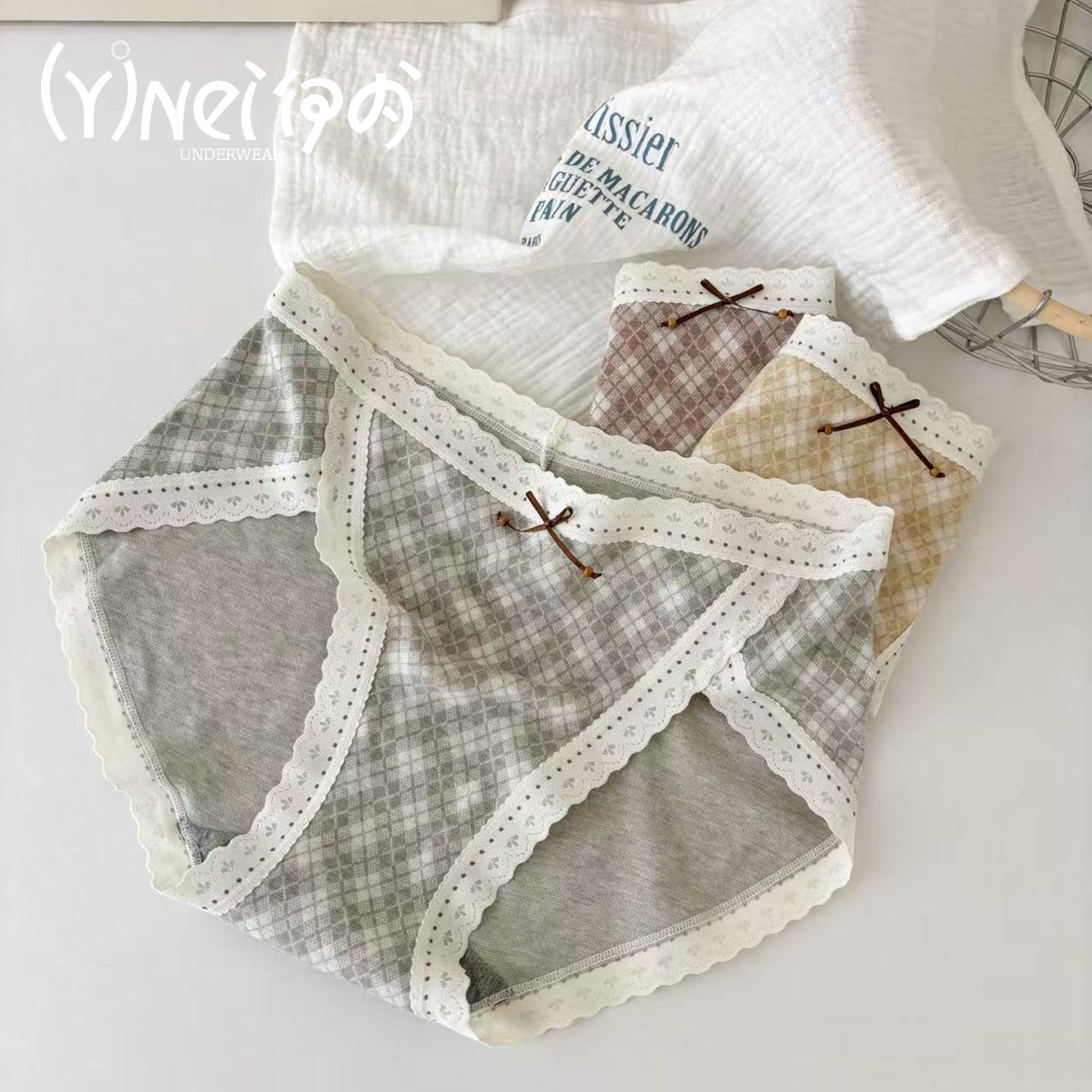 伊内裤女秋冬磨毛保暖短裤石墨烯抗菌无痕蕾丝边中腰高开叉三角裤,女士内衣/男士内衣/家居服,女三角裤,淘宝优惠券,粉丝福利购,淘宝优惠卷