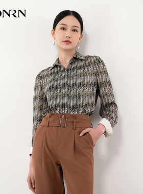 HONRN/红人绿色休闲条纹印花长袖衬衫上衣女设计感小众HH11OC294