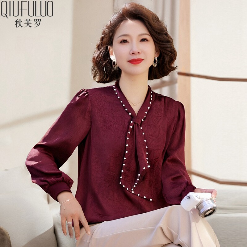 秋芙罗妈妈洋气丝巾领小衫2025春秋新款中老年女装时尚T恤上衣服