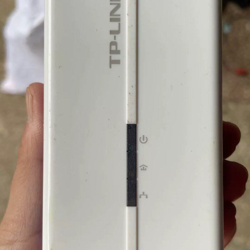可维修TP-LINK TL-PA200 200兆电力线适配器议价