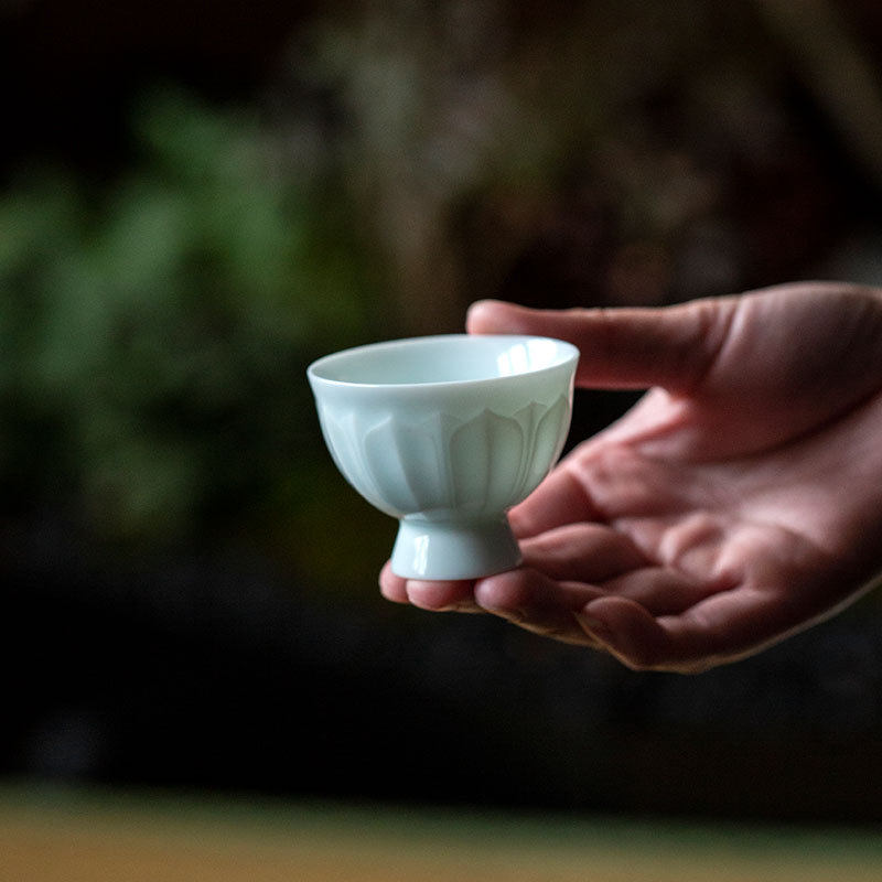手工影青浮雕莲瓣高足杯主人杯中式陶瓷家用个人茶杯品茗杯闻香杯