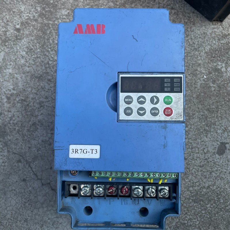议价安邦信变频器，AMB100连接器