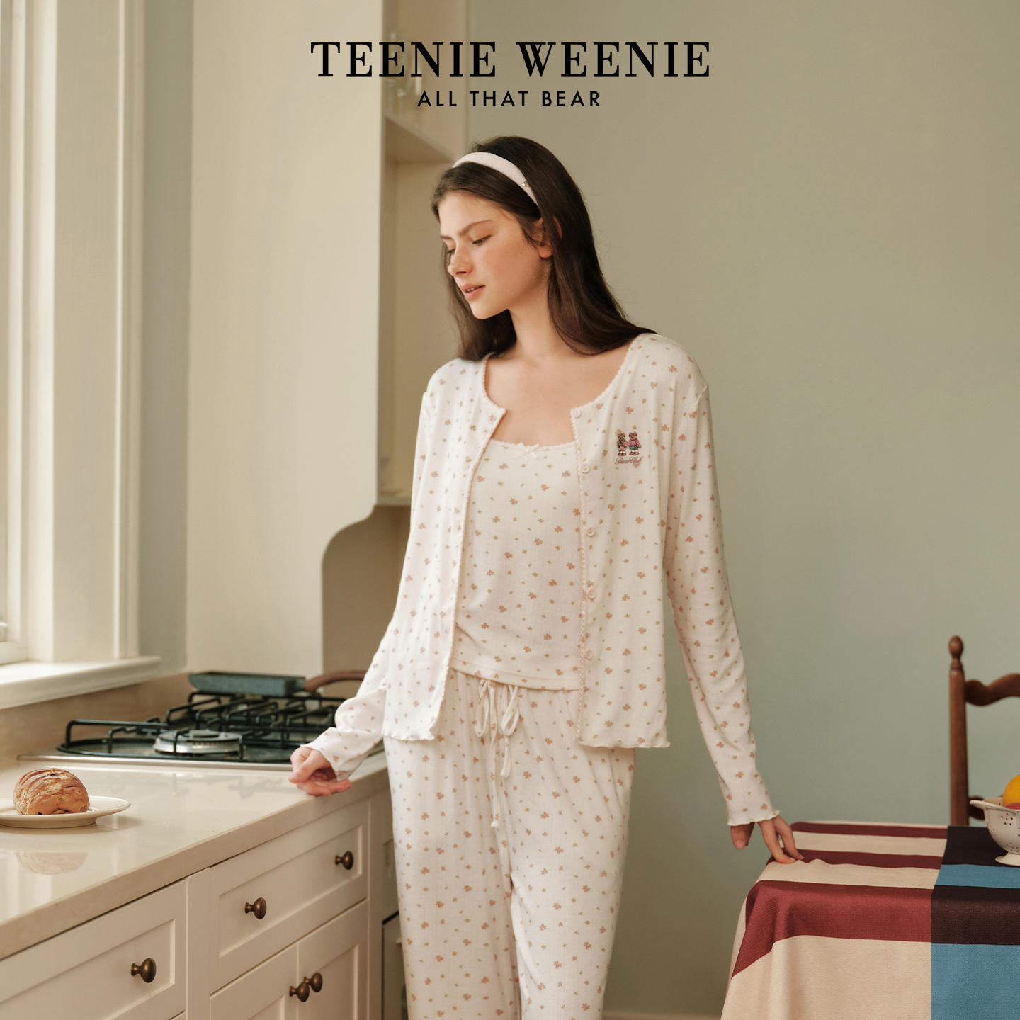 TeenieWeenie小熊睡衣女士吊带开衫三件套家居服套装2025秋季新款