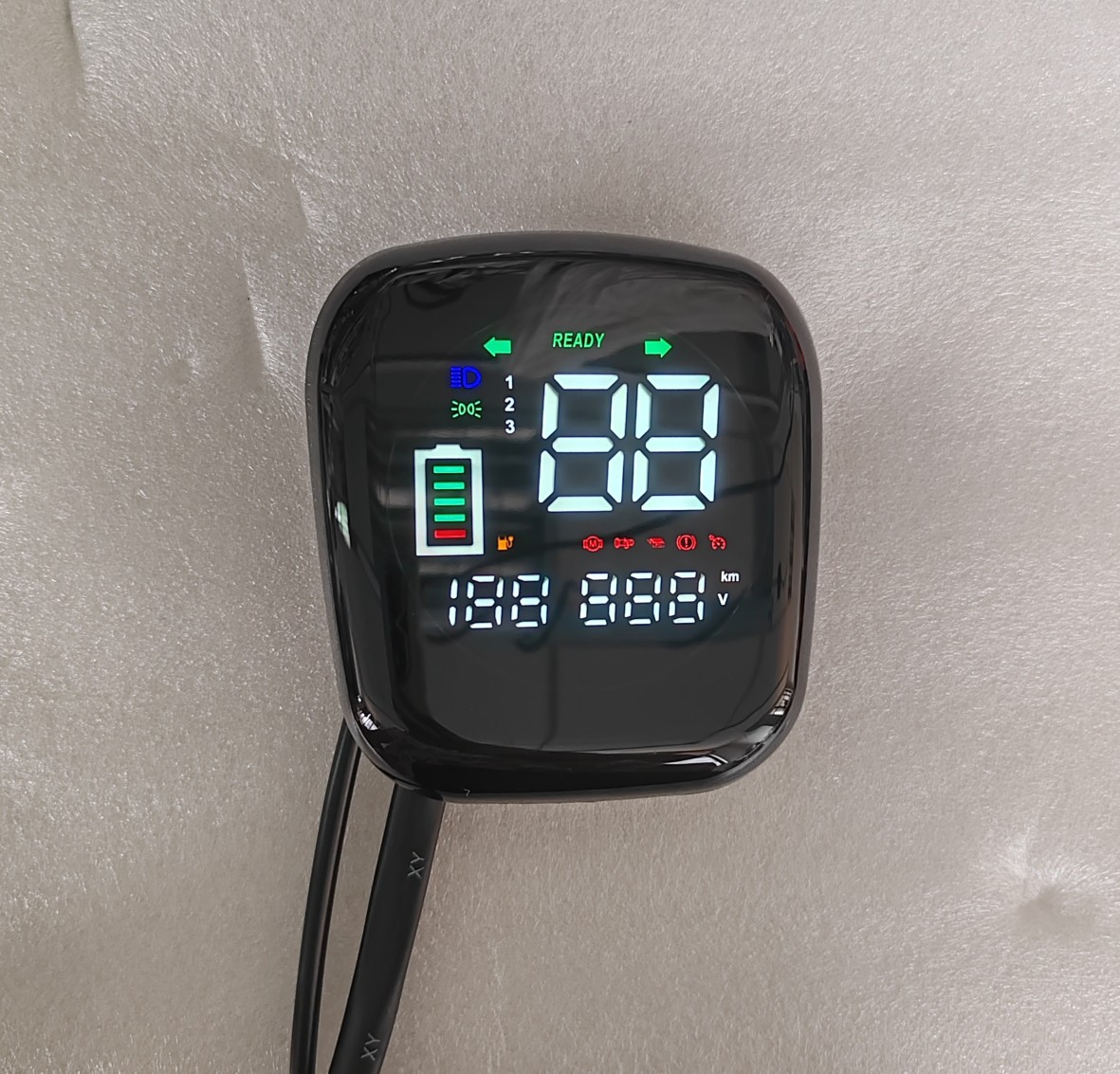 改装电动车仪表米乐乐雅48-60-72三电压通用，实时电压显示